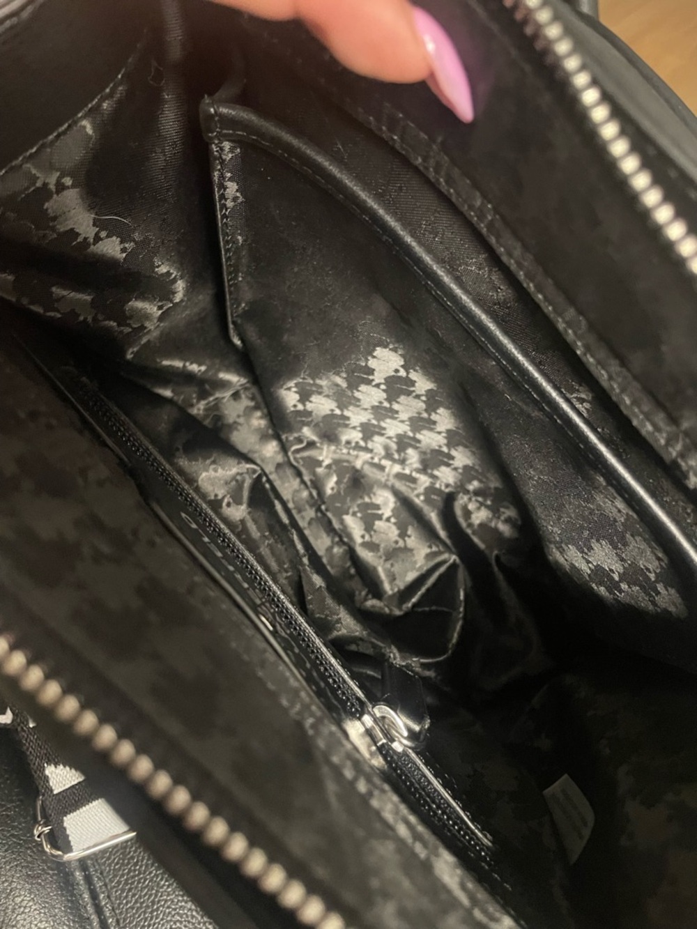 Karl Lagerfeld Paris Maybelle Satchel With Strap. - Picture 7 of 7